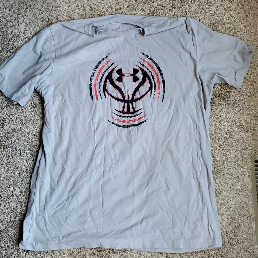 Mens under armour tee 2xl